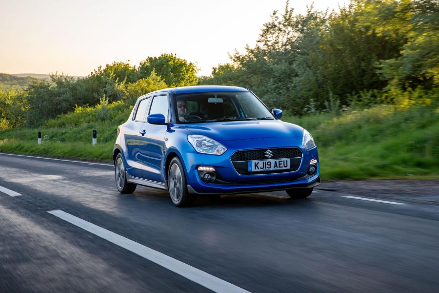  Suzuki Swift Attitude 2019 года  (UK) (фото 17 из 23)
